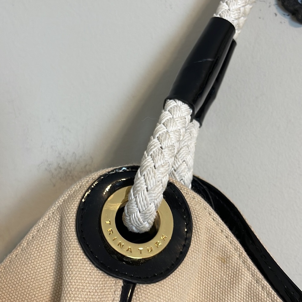 Trina Turk canvas large tote bag, shoulder bag, satchel - Picture 3 of 10